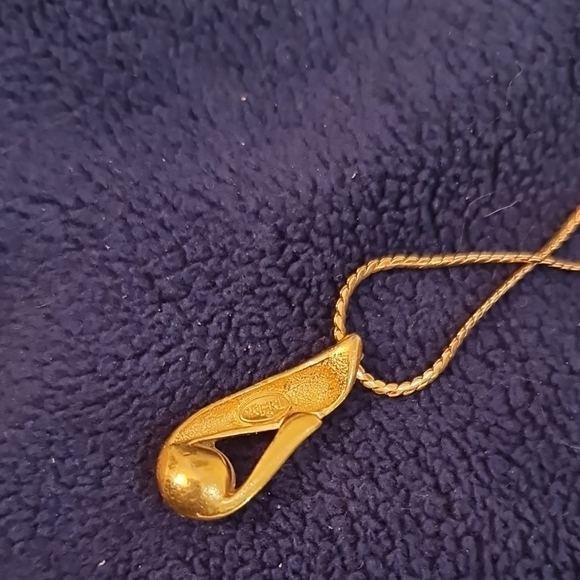 "Make Offer" Trifari Elegant Gold Color Pearl Pendant Necklace - Picture 3 of 4